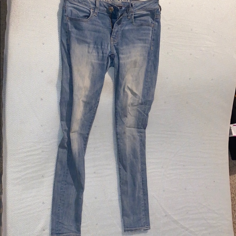 American Eagle Light wash jeans